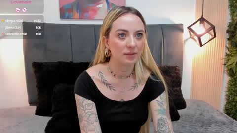 Antonia online show from 09.15.25