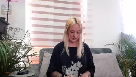 Antonia online show from 02.28.26