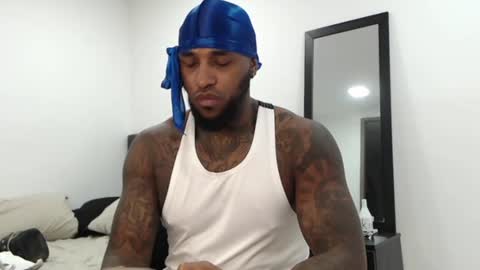 Snapshot of antwanblack11 chatting on 10.15.25 antwanblack11 online show from 10.15.25