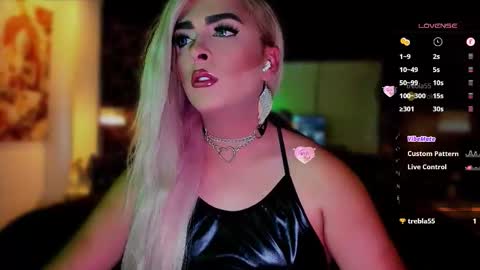 MissSophiaSpecter online show from 10.20.25