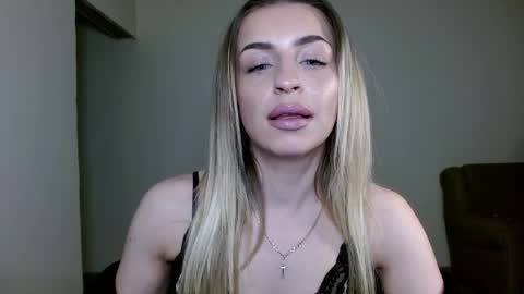 Anya online show from 03.31.26