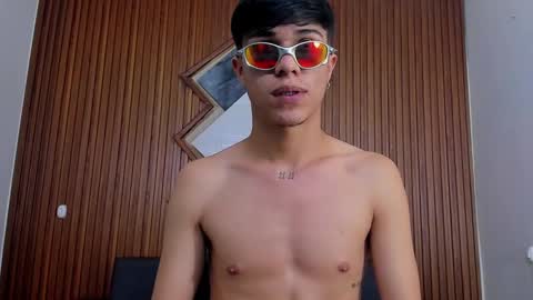 anyelo_sexyhot online show from 02.09.25