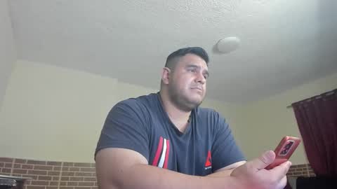 follow me   here you find me online show from 10.10.25