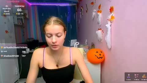 Aphrodite online show from 11.12.25