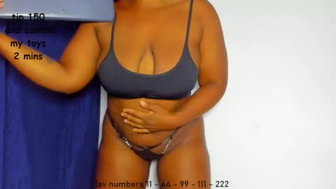 Snapshot of aphrodites_ass chatting on 02.16.26 Tati Colombian online show from 02.16.26