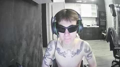 Snapshot of aplant_ chatting on 09.14.25 aplant_ online show from 09.14.25