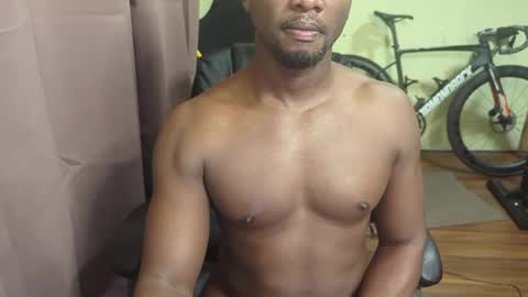Snapshot of apollodarkmn chatting on 04.30.26 apollodarkmn online show from 04.30.26