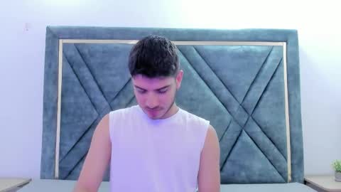 Apolo Grayy online show from 02.18.26