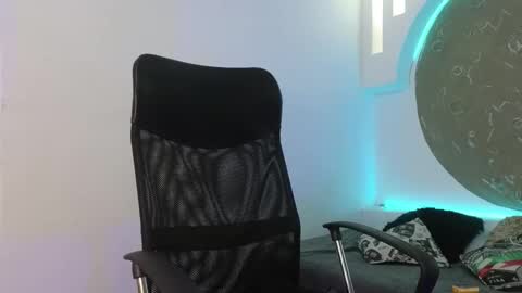 Apolo Lux  online show from 02.02.26