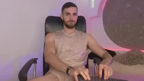 Apolo Lux  online show from 02.25.26