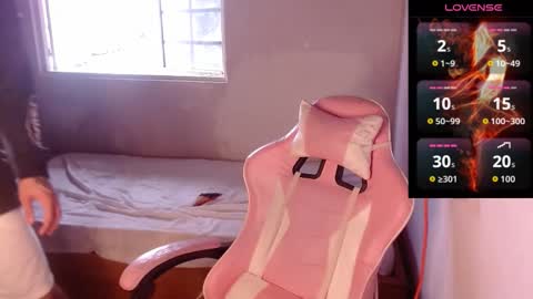 Snapshot of apolo_s chatting on 01.18.26 Andres online show from 01.18.26