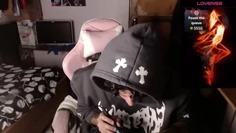 Snapshot of apolo_s chatting on 02.03.26 Andres online show from 02.03.26