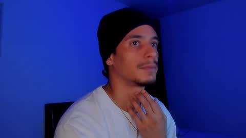 TONY INDEPENDENT MODEL online show from 02.03.25