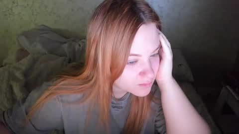 Snapshot of appleyummybuns chatting on 02.03.26 appleyummybuns online show from 02.03.26