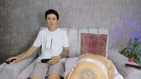 Snapshot of appocalypsee chatting on 02.18.25 ALEXANDCAM online show from 02.18.25