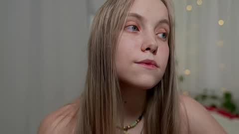 Snapshot of appr0ved chatting on 02.07.25 REYNA my friend online show from 02.07.25