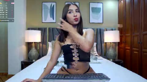 Snapshot of april_derricks chatting on 05.05.26 April online show from 05.05.26