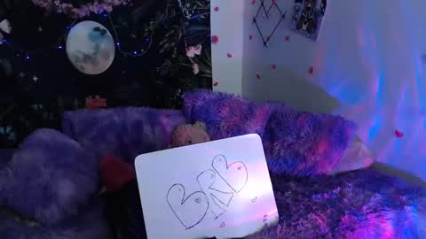 Snapshot of april_l6 chatting on 01.20.25 april_l6 online show from 01.20.25