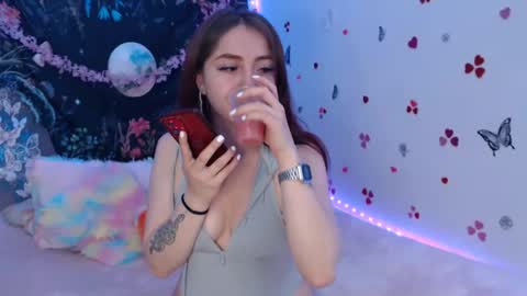 Snapshot of april_l6 chatting on 09.09.25 april_l6 online show from 09.09.25