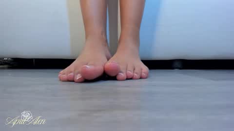 April online show from 11.29.25