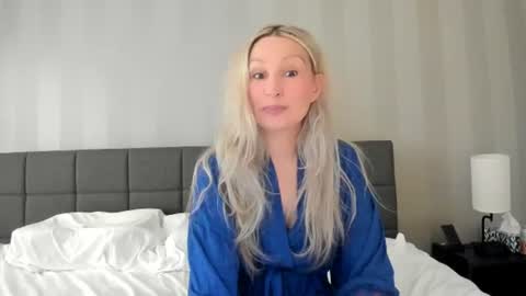 Audrey Im usually online every single day except sundays from  and 20 pm uk time online show from 06.09.26