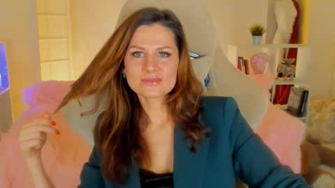 Snapshot of aprill_o_nill chatting on 02.04.25 aprill_o_nill online show from 02.04.25