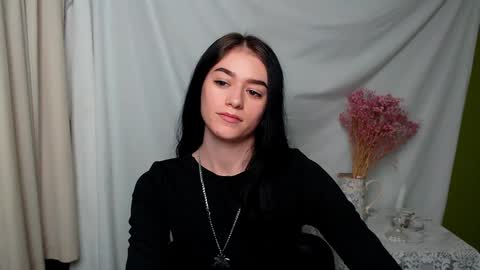 Aprill online show from 01.06.25