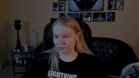 April. All year round.  online show from 10.10.25