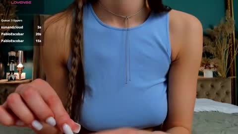 Snapshot of aprilwon chatting on 03.12.25 April online show from 03.12.25