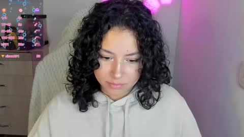 Snapshot of aqua_emilly chatting on 11.20.25 aqua emilly online show from 11.20.25