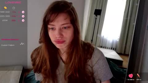 Snapshot of aqua_sultry chatting on 11.14.25 aqua_sultry online show from 11.14.25