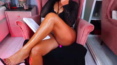 AQueenMonica online show from 09.18.25