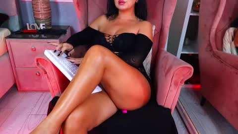 AQueenMonica online show from 09.28.25