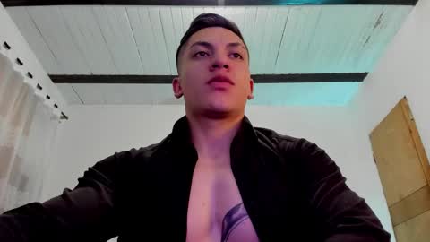 Jonathan online show from 02.05.25