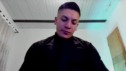 Jonathan online show from 02.11.25