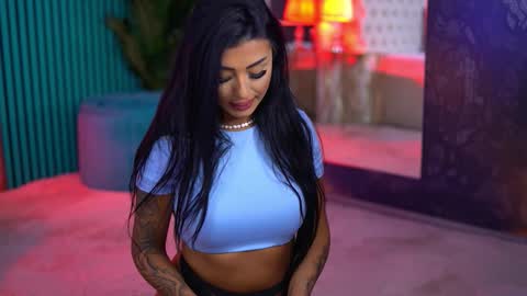 arabellaposh online show from 10.23.25