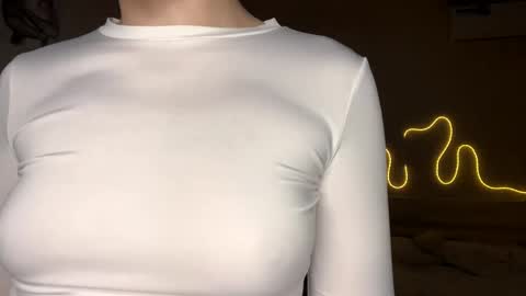 Emi online show from 04.08.26