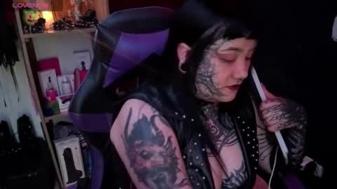 Carolain online show from 05.22.26