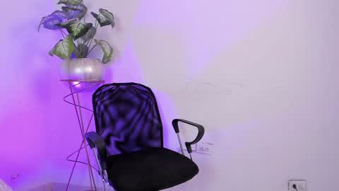   online show from 01.18.25