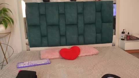   online show from 05.16.26