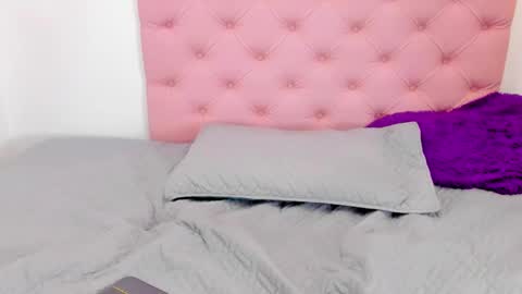 Snapshot of arah_issaa chatting on 03.03.25 arah_issaa online show from 03.03.25