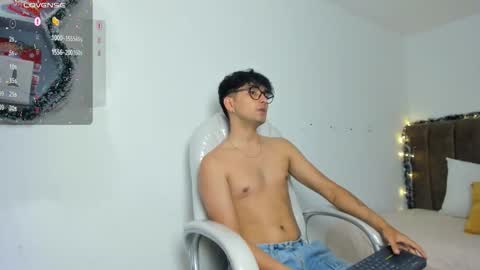 Archie online show from 12.15.25