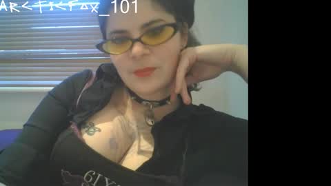 Snapshot of arcticfox_101 chatting on 03.21.26 Daisy online show from 03.21.26