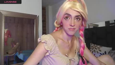 Sharlotte online show from 02.13.25