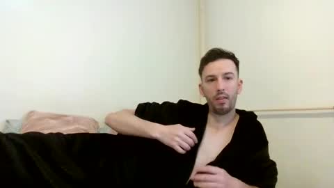 Snapshot of ares_candy chatting on 01.30.25 Ares Candy online show from 01.30.25