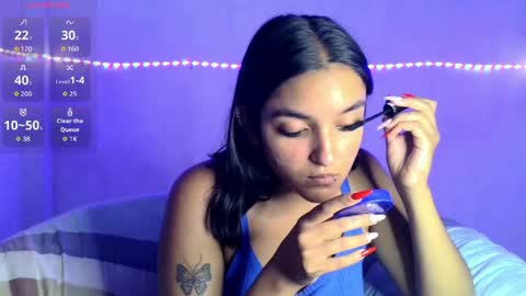 Snapshot of ari_20_ chatting on 04.08.26 Bella online show from 04.08.26