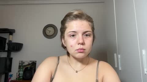 ari_crystal online show from 02.18.26