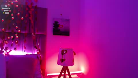 Ahri James online show from 03.09.25