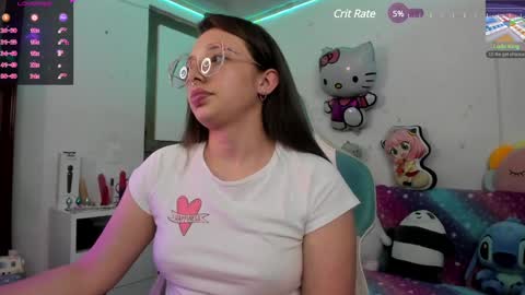 Snapshot of aria_alaia chatting on 01.14.25 Linda online show from 01.14.25