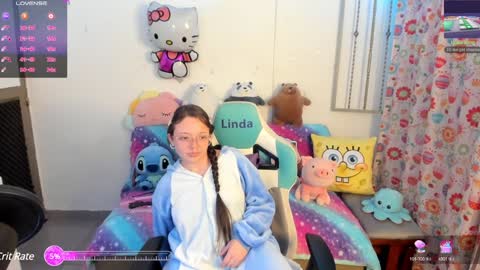 Snapshot of aria_alaia chatting on 01.29.25 Linda online show from 01.29.25